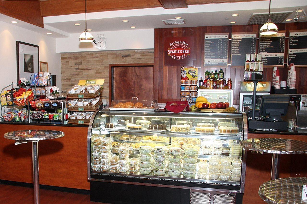 Crowne Plaza Newark Airport By Ihg Hotell Elizabeth Exteriör bild