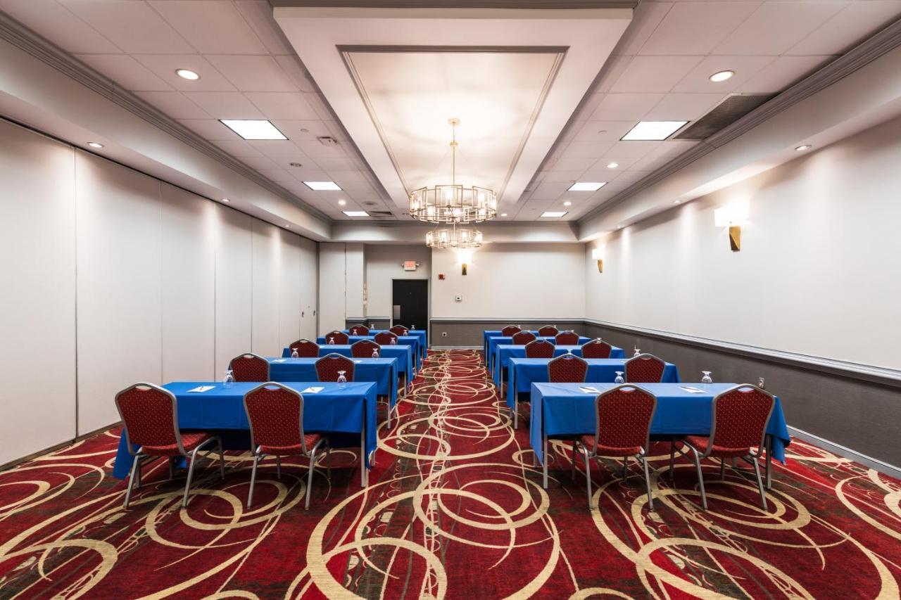 Crowne Plaza Newark Airport By Ihg Hotell Elizabeth Exteriör bild