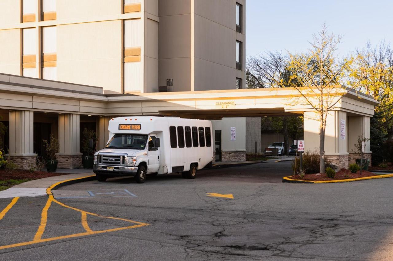 Crowne Plaza Newark Airport By Ihg Hotell Elizabeth Exteriör bild
