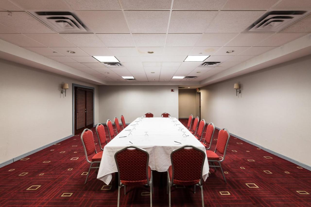 Crowne Plaza Newark Airport By Ihg Hotell Elizabeth Exteriör bild
