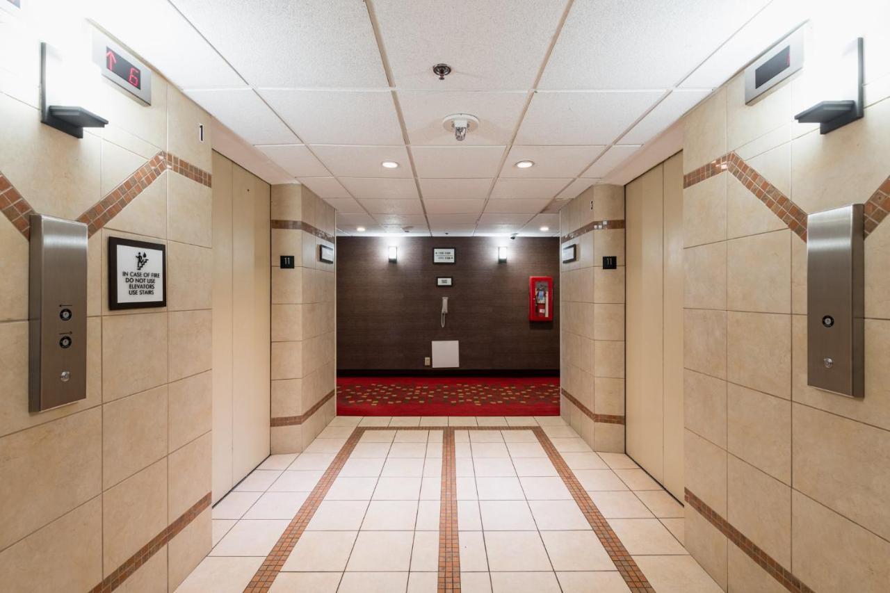 Crowne Plaza Newark Airport By Ihg Hotell Elizabeth Exteriör bild