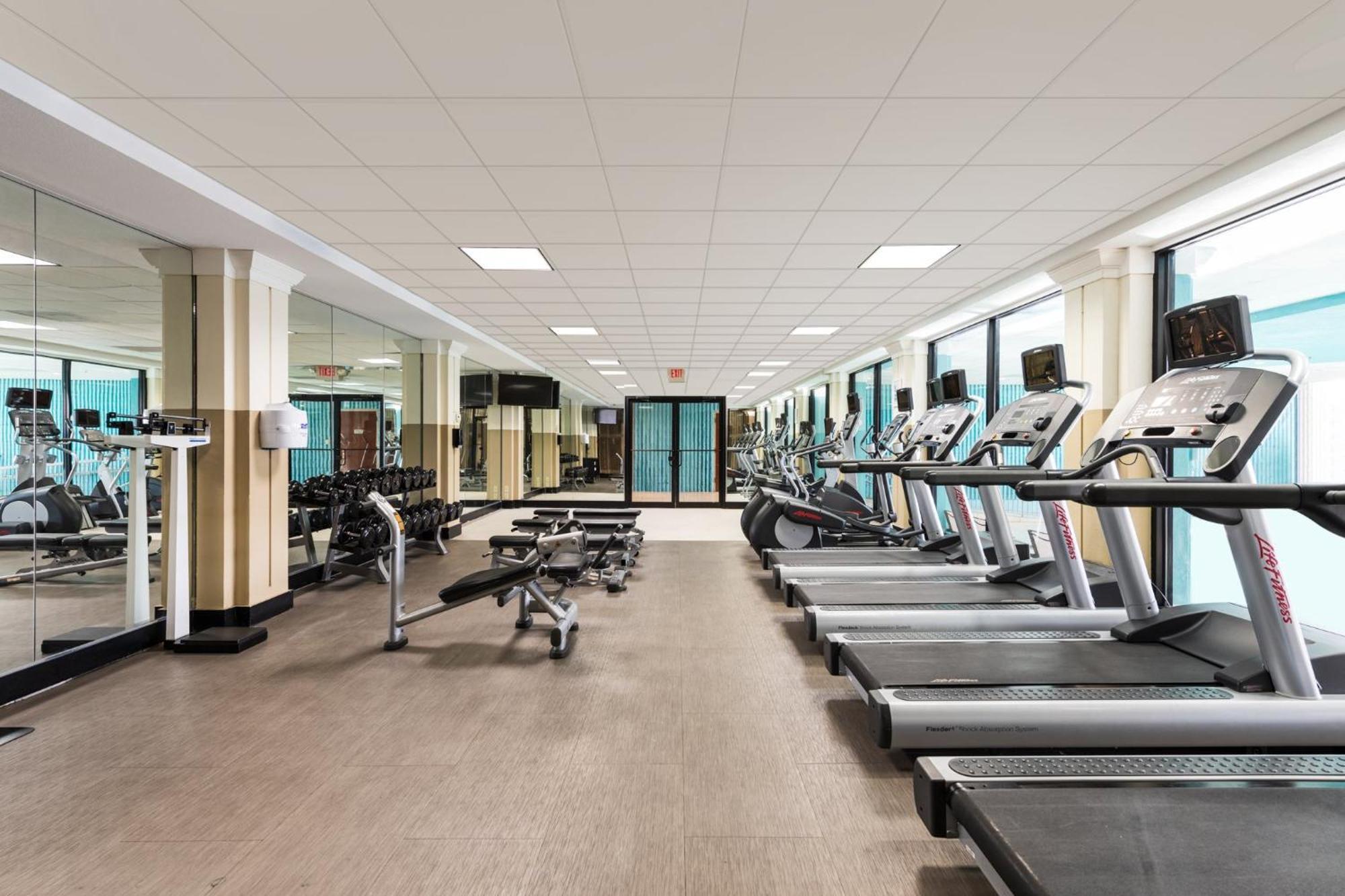Crowne Plaza Newark Airport By Ihg Hotell Elizabeth Exteriör bild